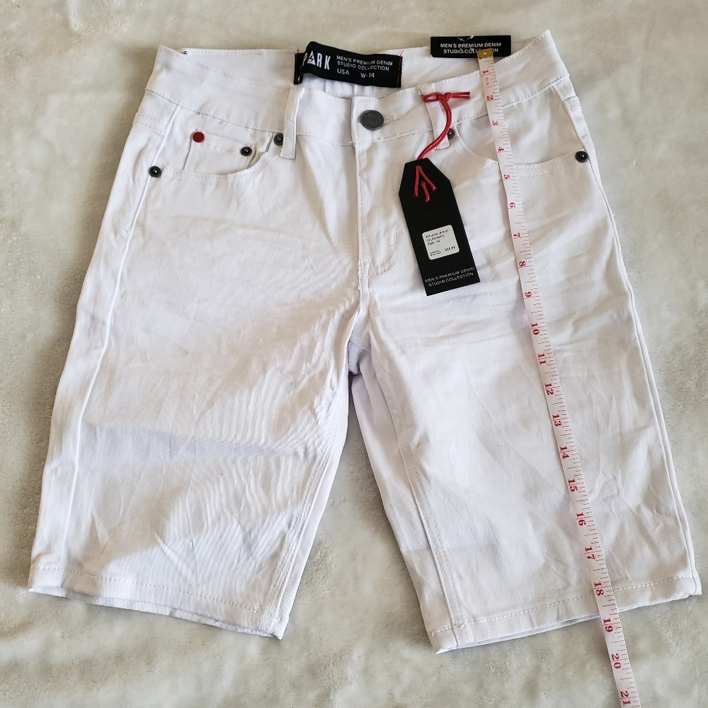 Spark Studio Collection White Jean Shorts Denim. Style Number B1915T ..